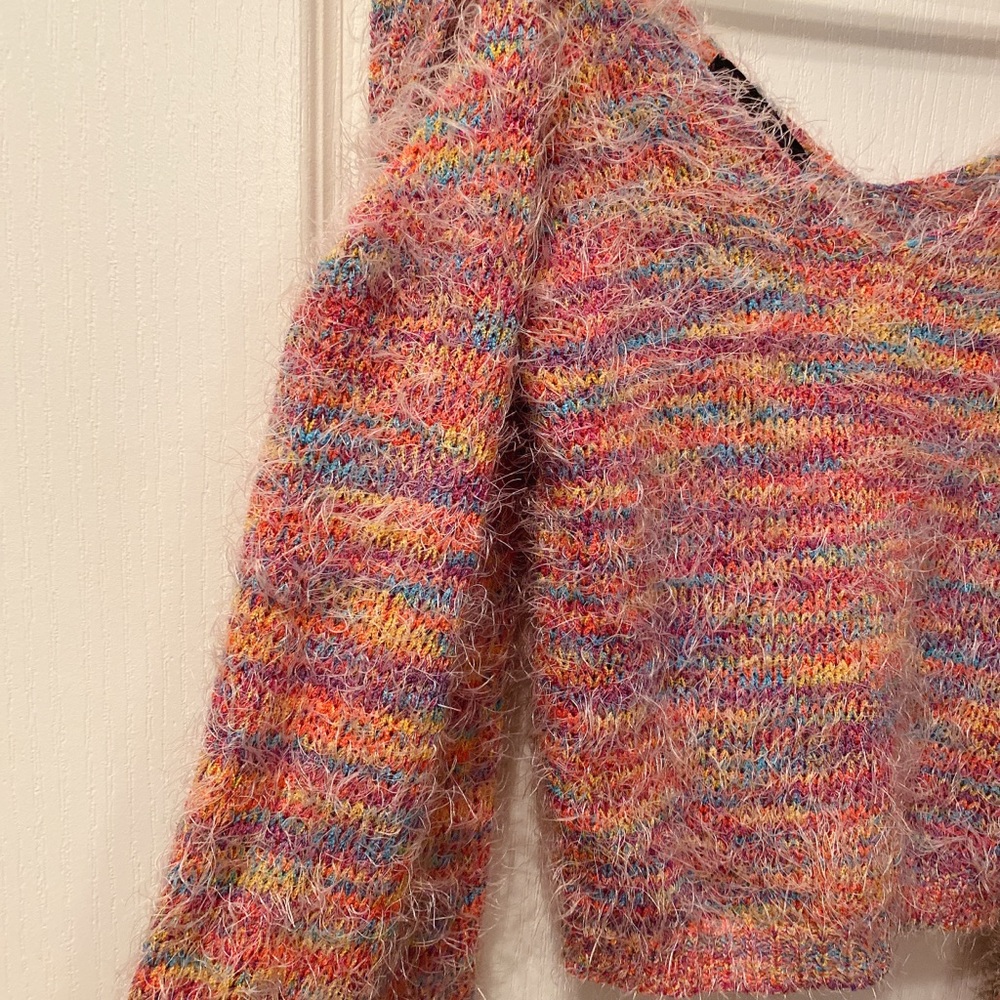 NWOT Fuzzy Rainbow cold shoulder Cropped sweater